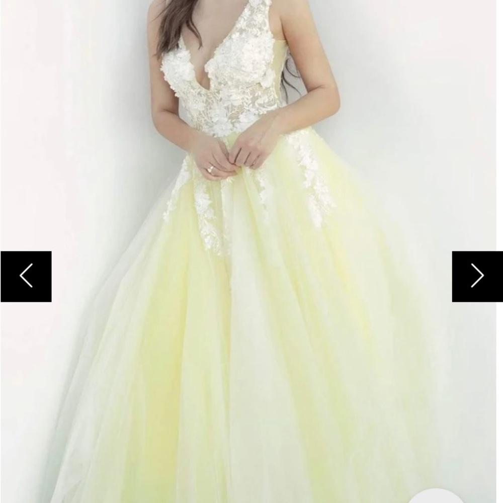 PROM season is here! Make an offer! Jovani Ballgown soft yellow and white